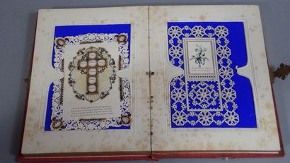 Album religieux comprenant une collection...