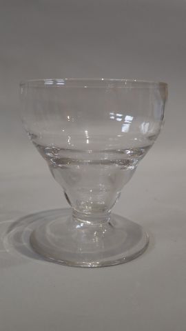 Ensemble de verres dépareillés en cristal...