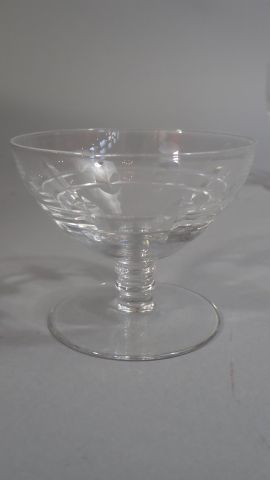 Partie d'un service de verres en cristal,...