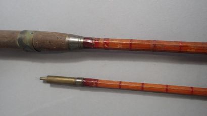 Canne à pèche ancienne en deux partie en...