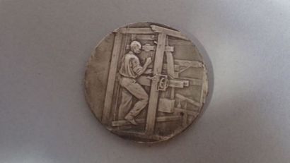 Ensemble de médailles de table : médaille...
