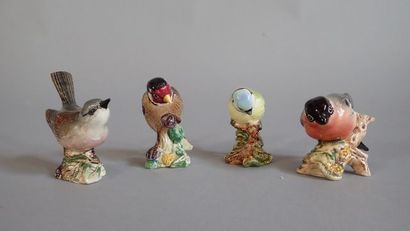 Manufacture de Beswide. Suite de quatre oiseaux...