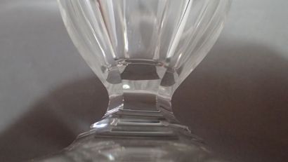 BACCARAT France, onze verres à vin blanc...