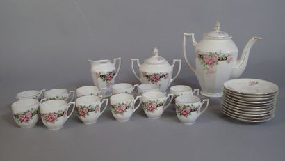Service à thé en porcelaine fine à décor...