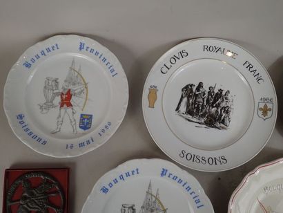 [REGIONALISME] Lot comprenant quatre assiettes...