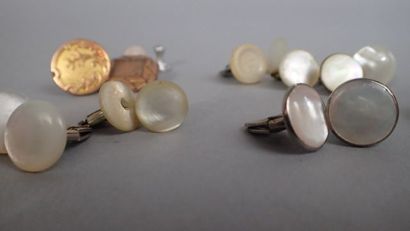 Lot de six paires de boutons de manchette...