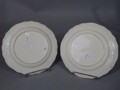 TOURNAI. Suite de deux assiettes creuses...