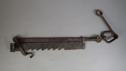 Nécessaire de cheminée en fer comprenant:...