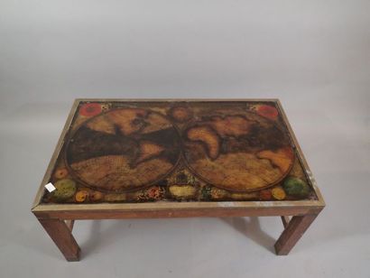 Table basse en bois avec plateau en verre...