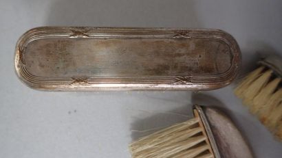 Ensemble de trois brosses de toilette avec...