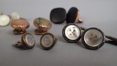 Lot de six paires de boutons de manchette...