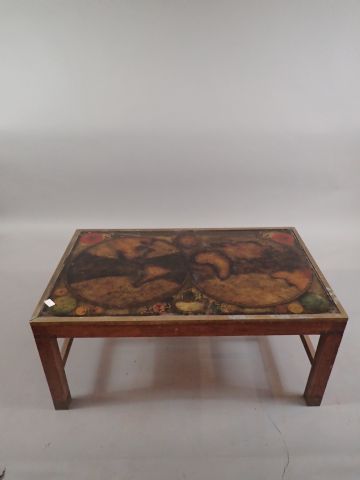 Table basse en bois avec plateau en verre...