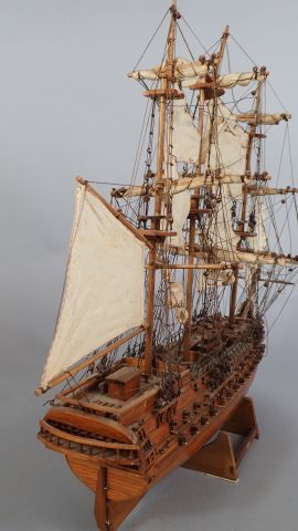 Maquette de bateau en bois du bateau le 