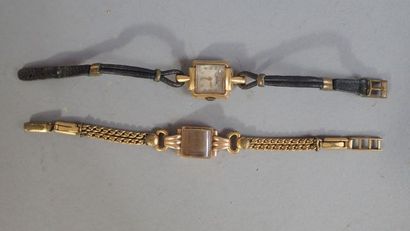 Lot de bijoux fantaisie avec un écrin à bijoux,...