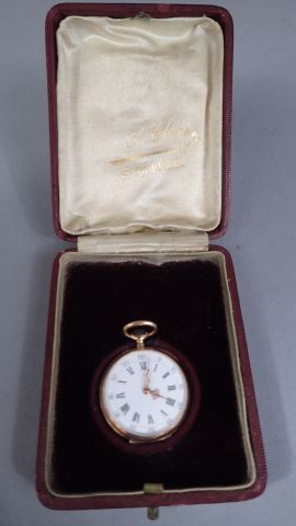 Montre à gousset en or 18k, cadran à chiffre...