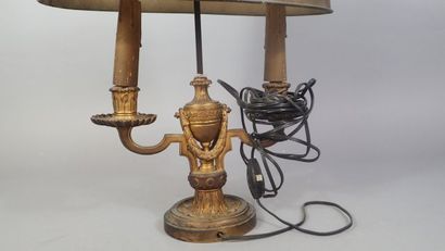 Lampe bouillotte en bronze à deux bras de...