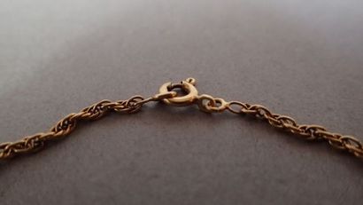 Bracelet en or jaune poinçonné tête d'aigle....
