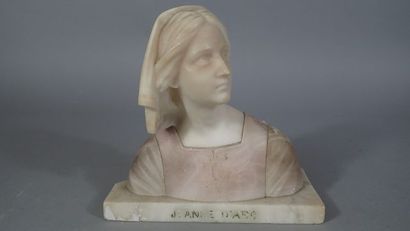 Giuseppe BESSI (1857-1922). Buste en onyx,...