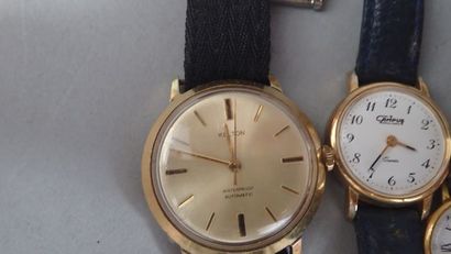 Ensemble de 6 montres composé d'une montre...