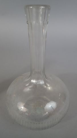 Ensemble comprenant un vase en verre à décor...