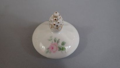 Service à thé en porcelaine fine à décor...