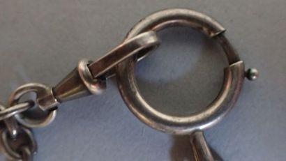 Ensemble comprenant : Une montre de gousset...