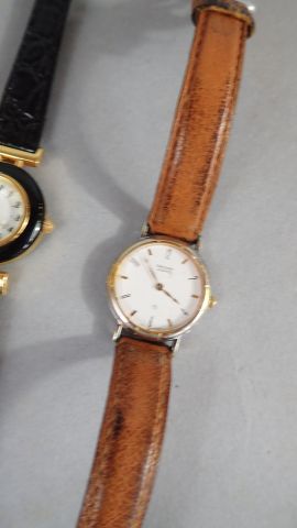 Ensemble de 3 montres : 
- OBAKU DENMARK...