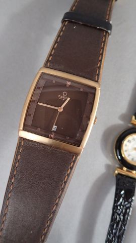 Ensemble de 3 montres : 
- OBAKU DENMARK...
