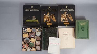 Ensemble de 8 ouvrages sur le thème de Napoléon:...