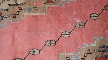 PAKISTAN, grand tapis d'Orient en laine dans...