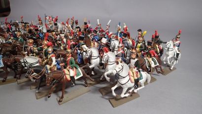 STARLUX. Important ensemble de 62 soldats...