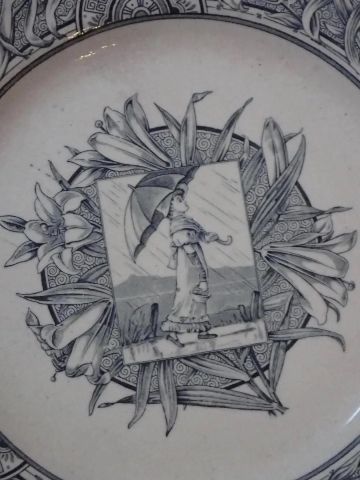 GILDEA AND WALKER. Ensemble de sept assiettes...