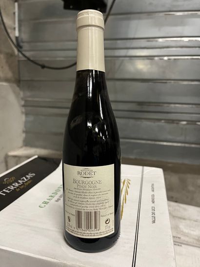 12 bouteilles BG PINOT NOIR RODET 37,5 cl...