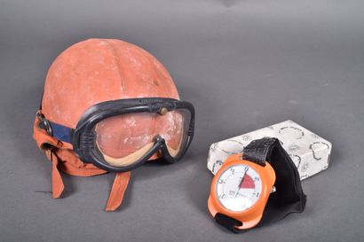 Ensemble de chuteur comprenant: un casque...