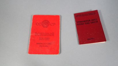 URSS. Ensemble composé de quatorze éléments...