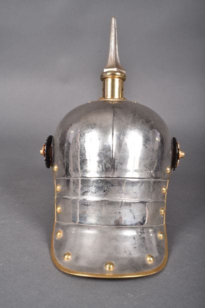 Casque à pointe d'officier du 1er Cuirassier,...
