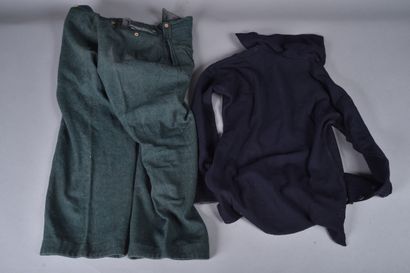Lot: un pantalon de coupe britannique en...