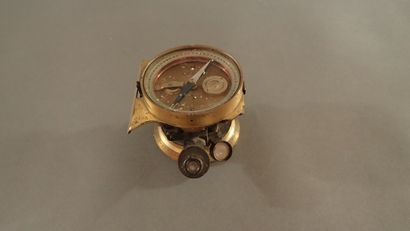 Compas d’artillerie allemande avec lunette...