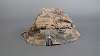Couvre casque allemand pour les troupes d’Elite,...