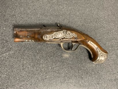 Pistolet à silex de carrosse monté argent,...