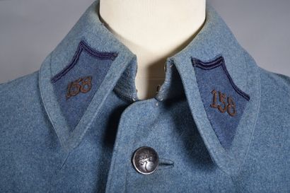Manteau d’un officier du 158e régiment d’infanterie...