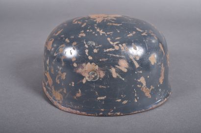 Coque de casque de parachutiste allemand...