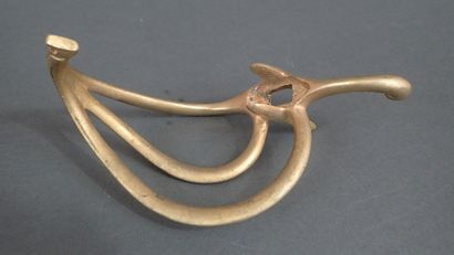 Ensemble de 2 gardes de sabre, 1 d’épée et...
