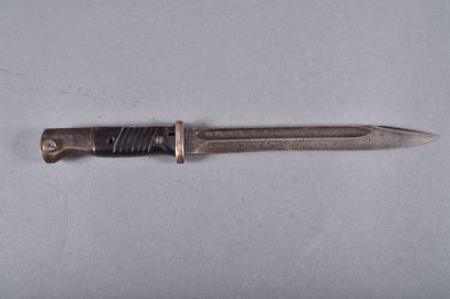Baïonnette allemande modèle 1884-98. Poignée...