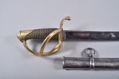 Sabre de cavalerie légère modèle 1816.
Monture...