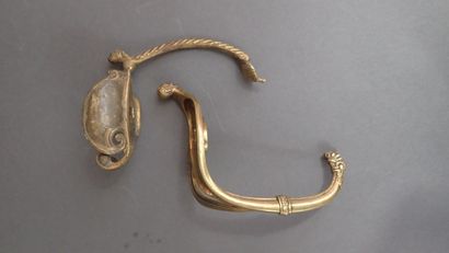 Ensemble de 2 gardes de sabre, 1 d’épée et...