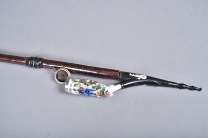 Grande pipe à fourneau en porcelaine du réserviste...