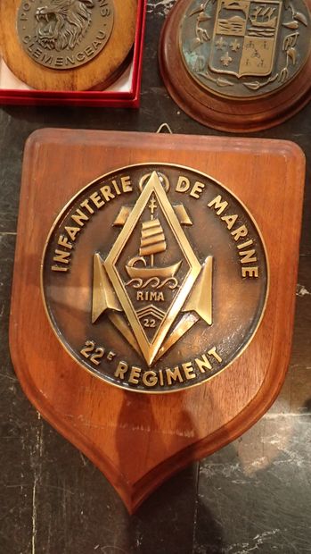 9 tapes de bouche militaire, certaine sur...