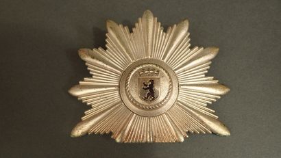 Plaque de Shako de la police de Berlin, complète...