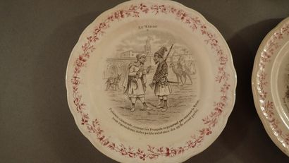 « Au Maroc » Deux assiettes en faïence de...